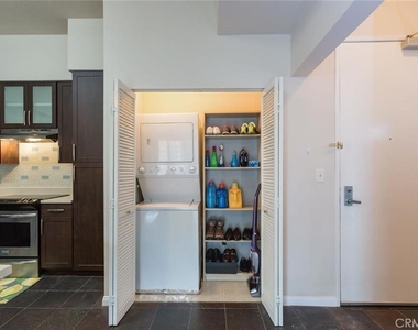 388 E Ocean Boulevard - Photo Thumbnail 4