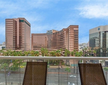 388 E Ocean Boulevard - Photo Thumbnail 10