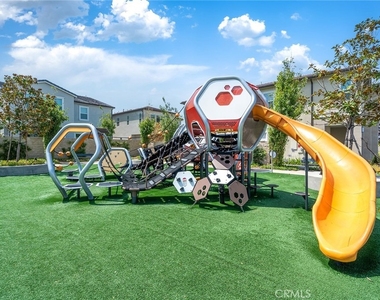 190 Orange - Photo Thumbnail 28