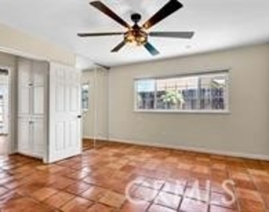 17452 Mayor - Photo Thumbnail 33