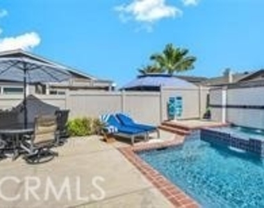 17452 Mayor - Photo Thumbnail 40