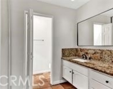 17452 Mayor - Photo Thumbnail 34