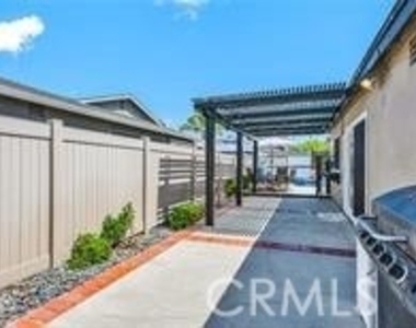 17452 Mayor - Photo Thumbnail 50