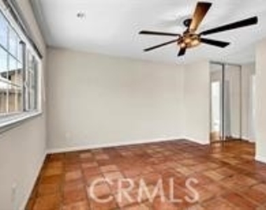 17452 Mayor - Photo Thumbnail 31
