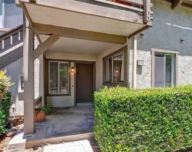 99 Rockwood - Photo Thumbnail 1