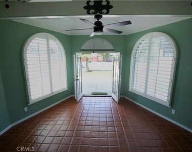 2770 Ladera - Photo Thumbnail 7