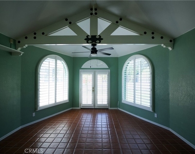 2770 Ladera - Photo Thumbnail 6