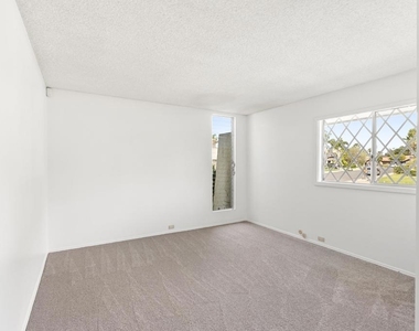 16138 E Via Madera Circa - Photo Thumbnail 23