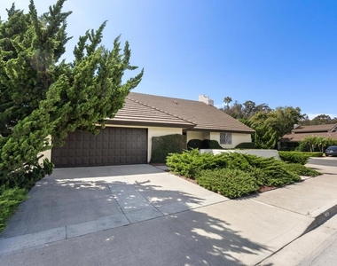 16138 E Via Madera Circa - Photo Thumbnail 2