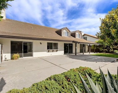 16138 E Via Madera Circa - Photo Thumbnail 36