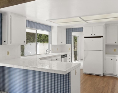 16138 E Via Madera Circa - Photo Thumbnail 13