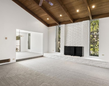 16138 E Via Madera Circa - Photo Thumbnail 5