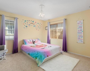 1071 Greenway Rd - Photo Thumbnail 18