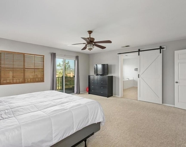 1071 Greenway Rd - Photo Thumbnail 24