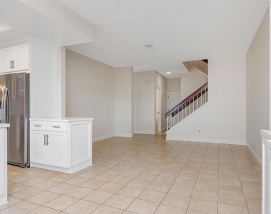 1816 Willowspring Drive - Photo Thumbnail 14
