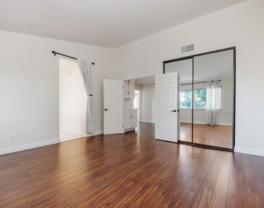 1816 Willowspring Drive - Photo Thumbnail 21