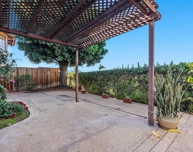 1816 Willowspring Drive - Photo Thumbnail 32