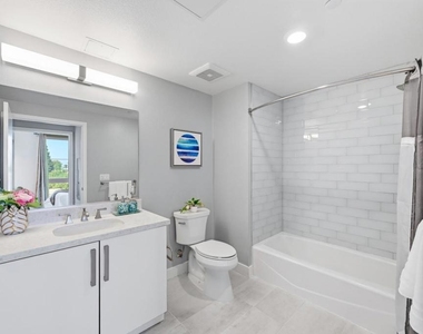 1048 Monroe Street - Photo Thumbnail 32