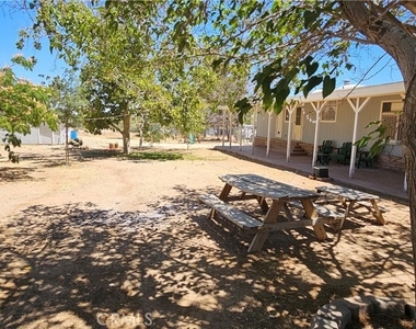 11010 Valle Vista - Photo Thumbnail 12