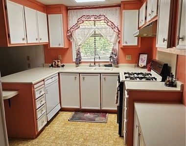 11010 Valle Vista - Photo Thumbnail 4