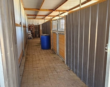 11010 Valle Vista - Photo Thumbnail 18