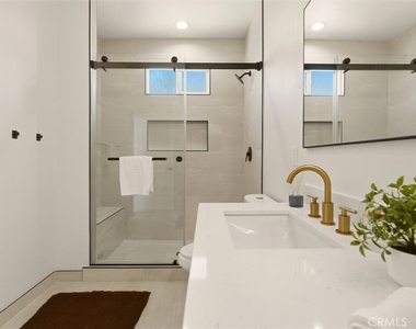 10665 Alborz Ct. - Photo Thumbnail 26