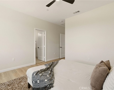 10665 Alborz Ct. - Photo Thumbnail 23