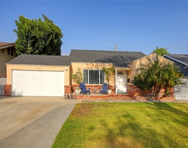 1412 N Catalina - Photo Thumbnail 1
