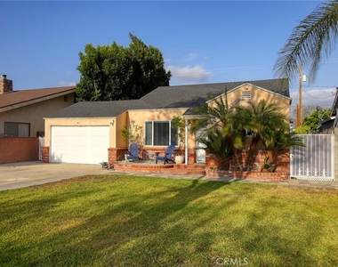 1412 N Catalina - Photo Thumbnail 3