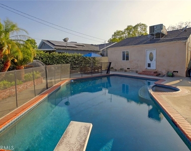 1412 N Catalina - Photo Thumbnail 21