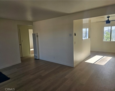 554 E Hurst - Photo Thumbnail 7
