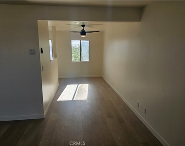 554 E Hurst - Photo Thumbnail 6