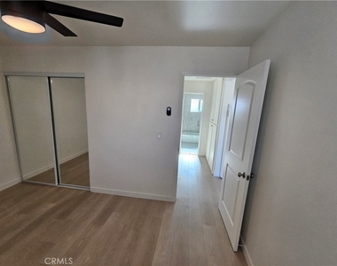 554 E Hurst - Photo Thumbnail 16