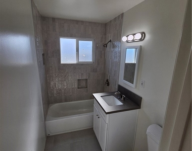 554 E Hurst - Photo Thumbnail 1