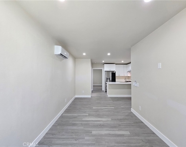 4653 Emerson Street - Photo Thumbnail 9