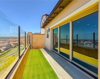 127 Oakstone - Photo Thumbnail 25