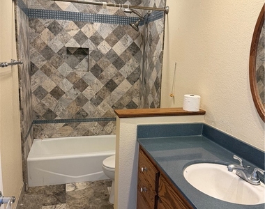 307 Koch Avenue - Photo Thumbnail 10