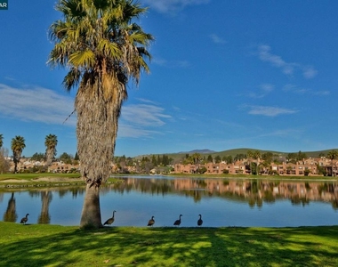 5022 Lakeview Dr. - Photo Thumbnail 25