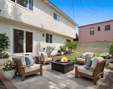 12024 Alberta Drive - Photo Thumbnail 5