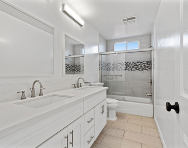 12024 Alberta Drive - Photo Thumbnail 13
