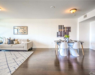 3785 Wilshire Boulevard - Photo Thumbnail 4