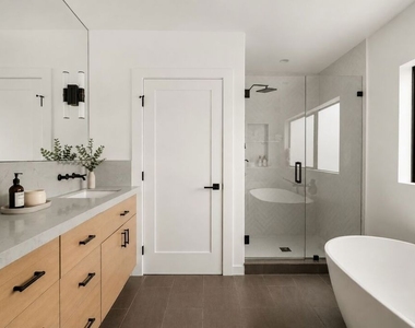 11439 Chenault Street - Photo Thumbnail 11