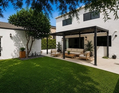 11439 Chenault Street - Photo Thumbnail 25