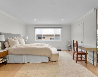 11842 Darlington Avenue - Photo Thumbnail 12