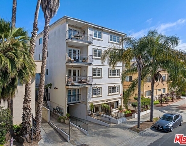 11842 Darlington Avenue - Photo Thumbnail 24