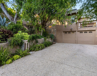 2716 Halsey Road - Photo Thumbnail 5