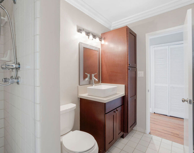 248 S Doheny Drive - Photo Thumbnail 12
