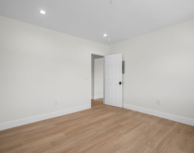 420 S Sepulveda Boulevard - Photo Thumbnail 15