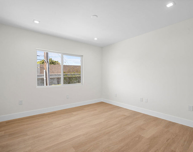 420 S Sepulveda Boulevard - Photo Thumbnail 13