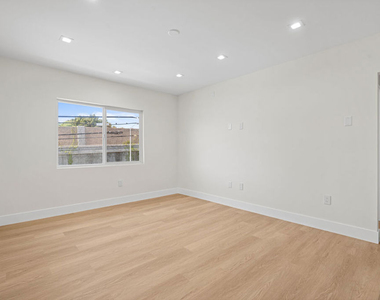 420 S Sepulveda Boulevard - Photo Thumbnail 7